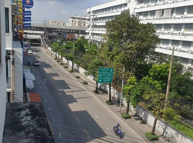 Ben House * Bangkok